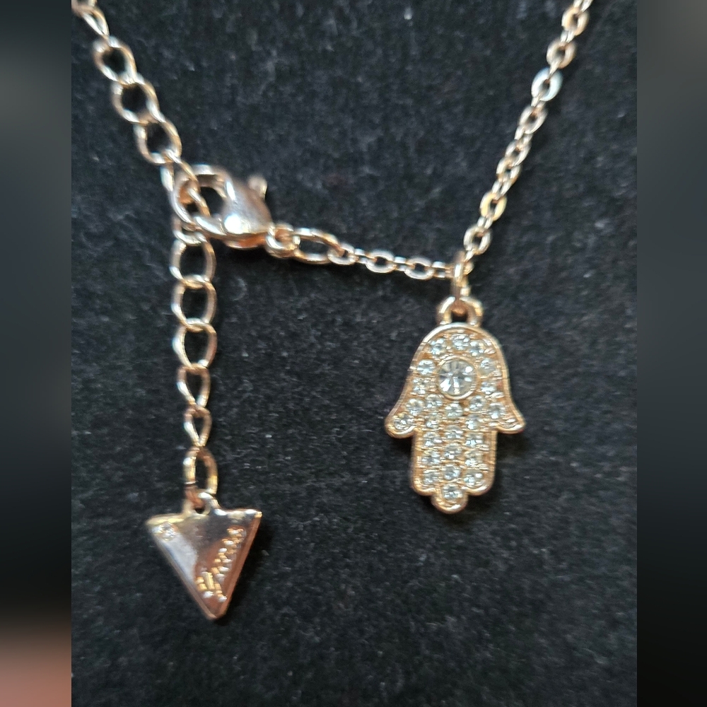 Guess rosegold hamsa protection necklace NEW - Picture 6 of 6